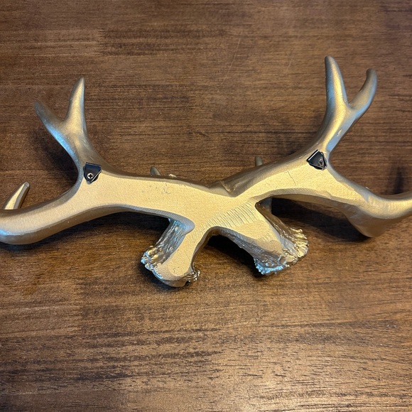 Gold Faux Deer Antler Wall Rack Decor - Picture 7 of 7